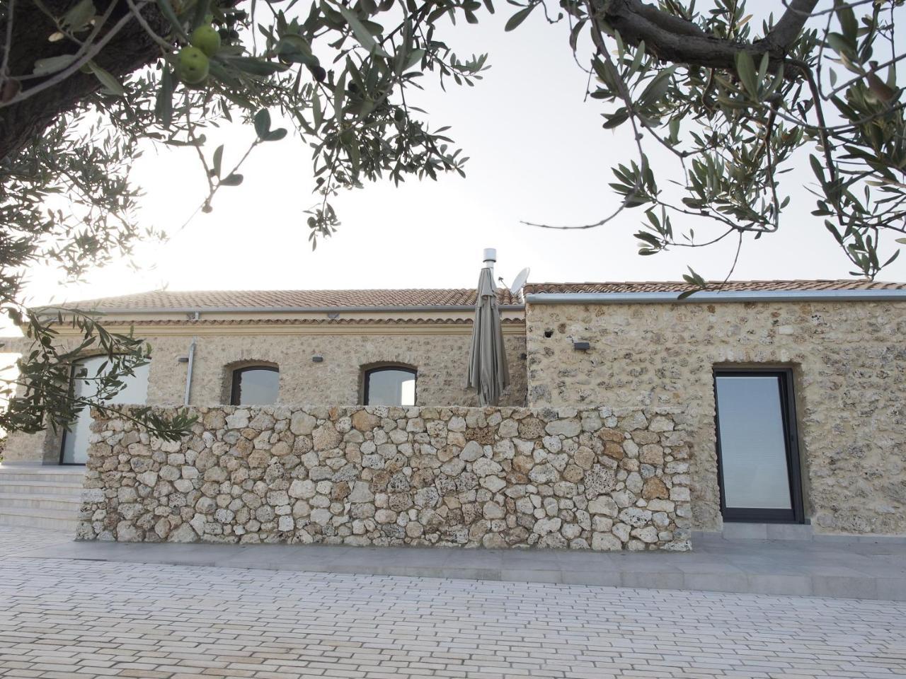 La Foresteria Di Golden Grapes Naro Eksteriør billede
