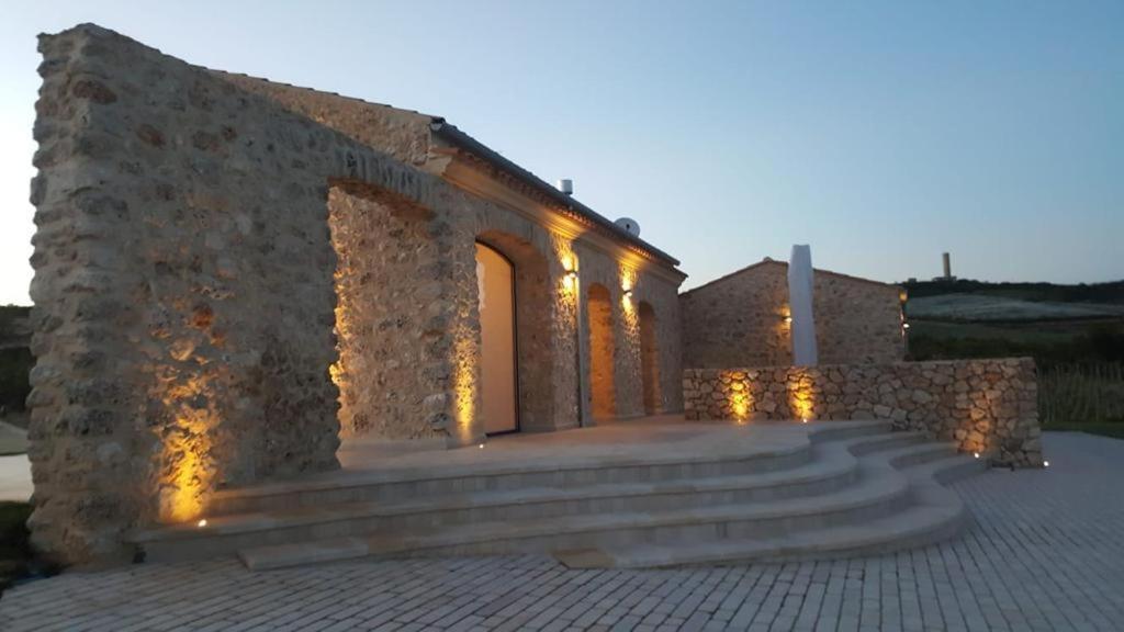La Foresteria Di Golden Grapes Naro Eksteriør billede